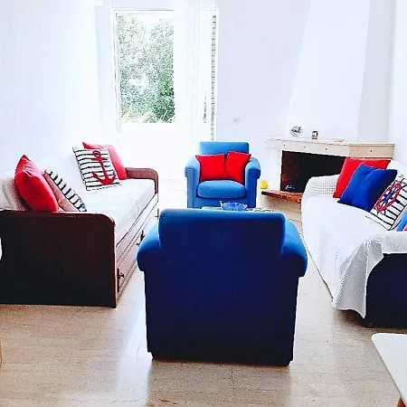 Gentle Breeze Kamena Vourla